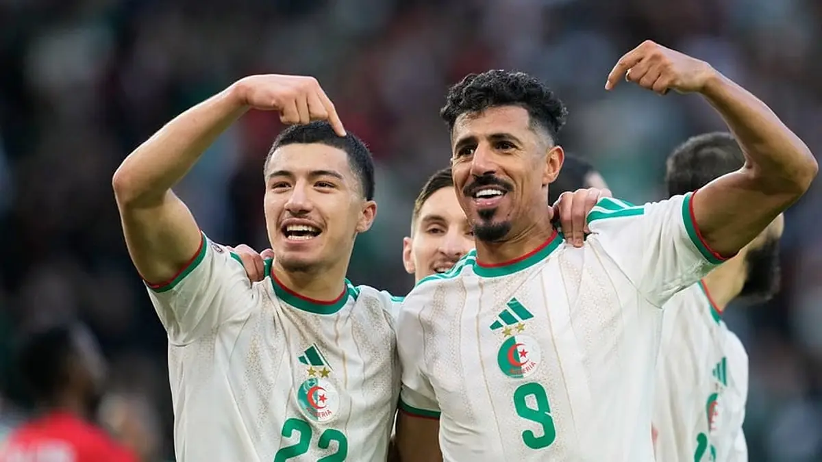 Algeria sớm giành vé vượt qua vòng bảng AFCON